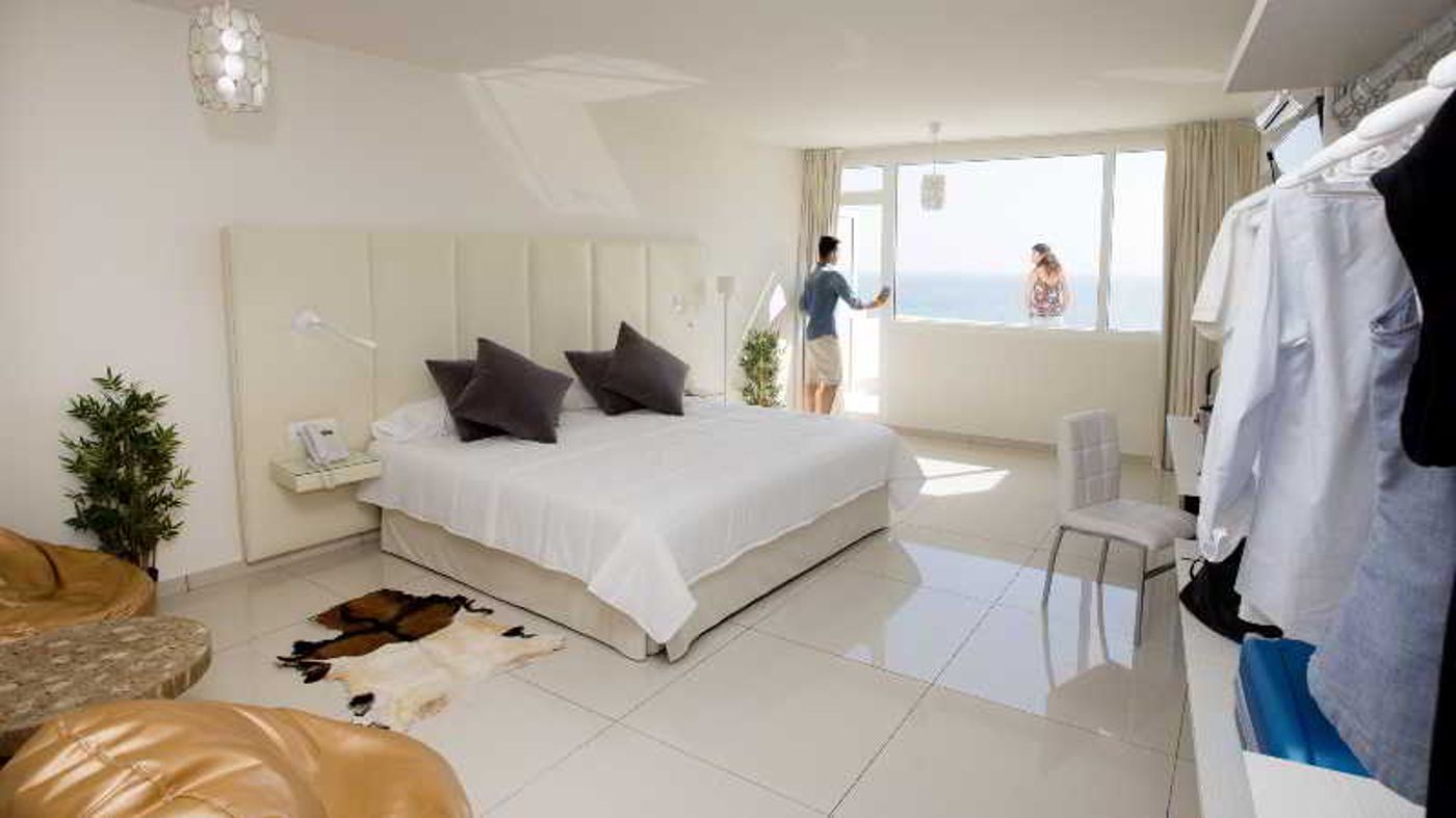Onhotels-Ocean-Front-Room-28