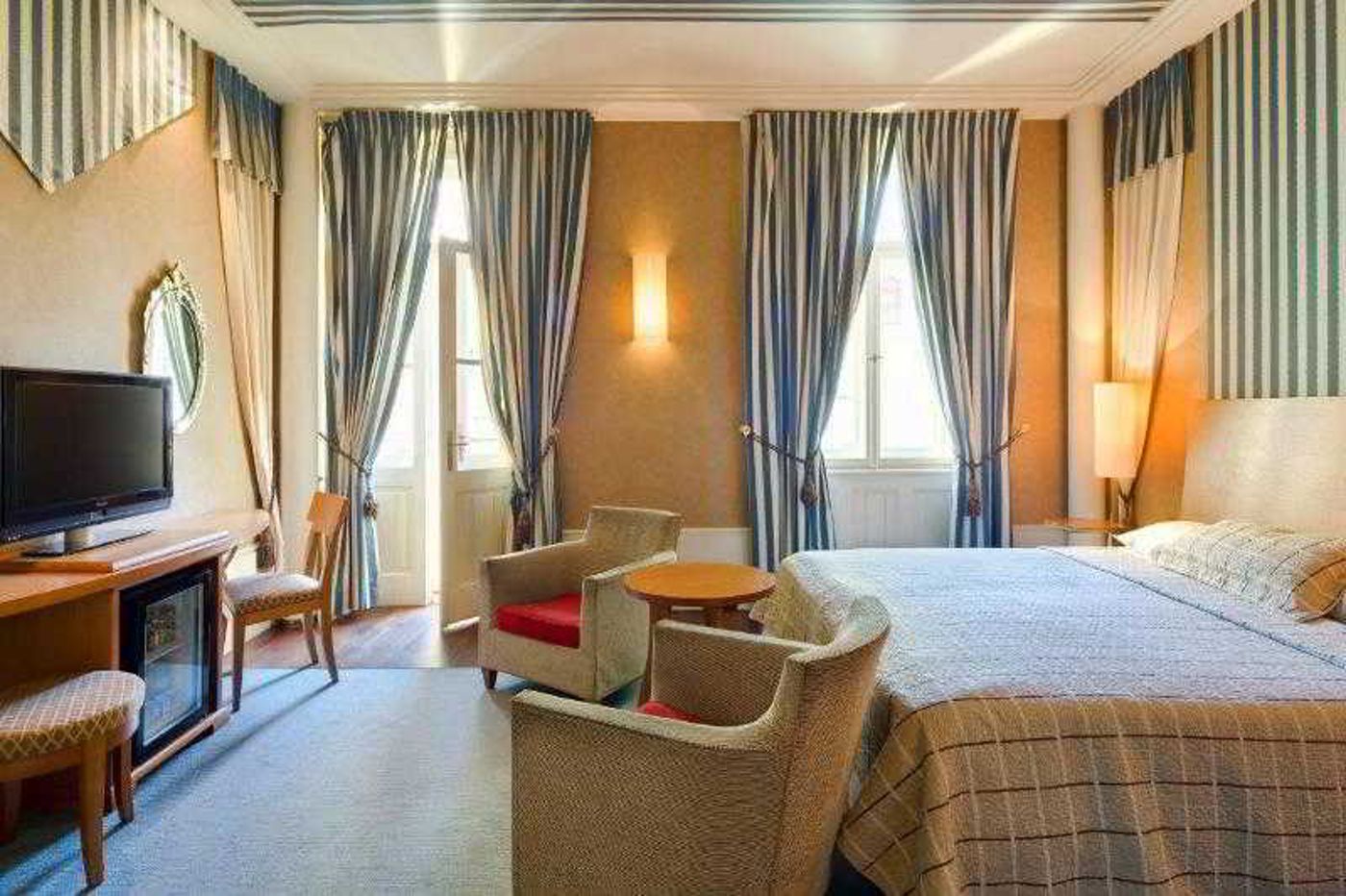 Mamaison-Hotel-Riverside-Prague-Room-20
