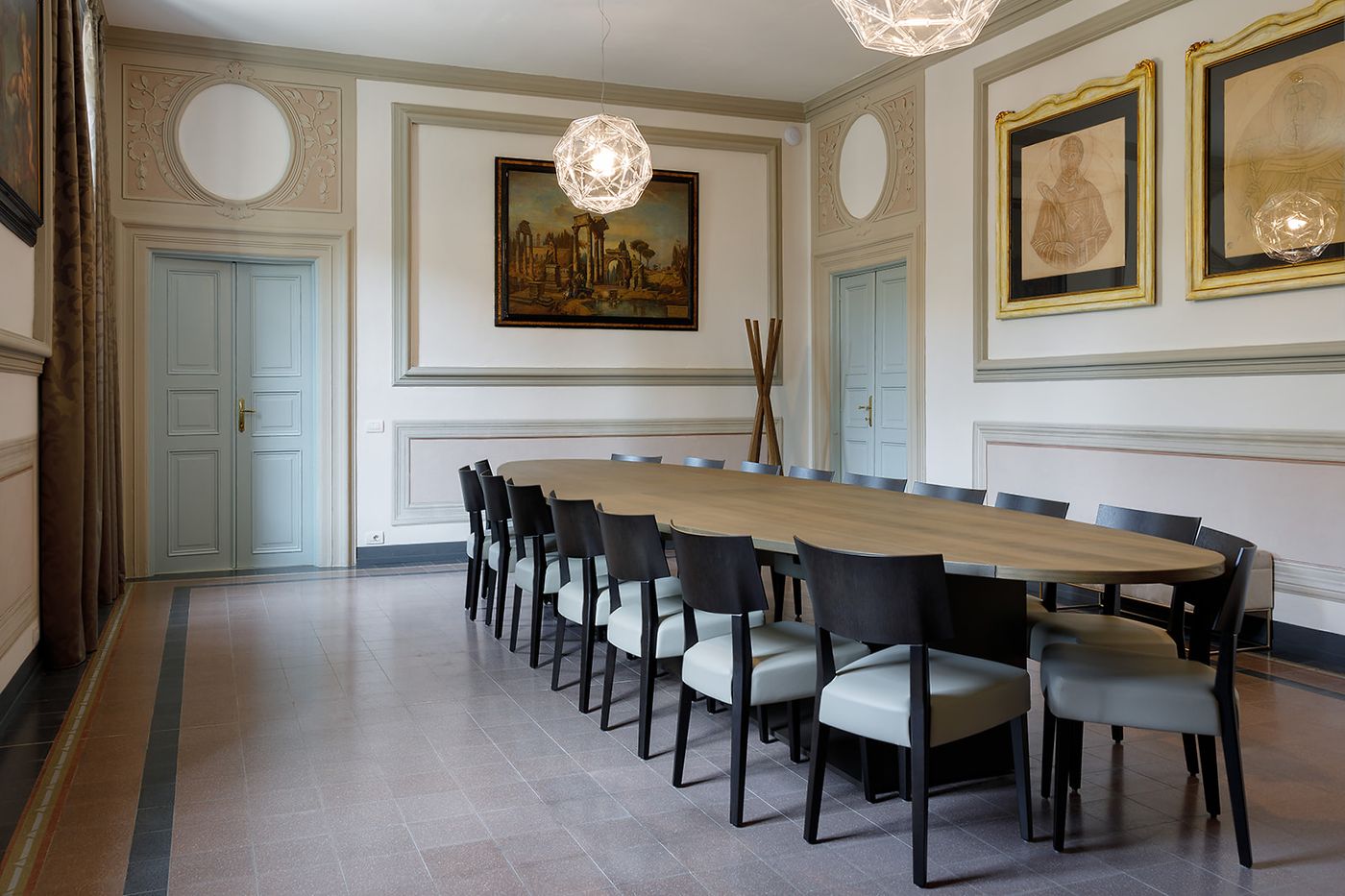 Grand-Universe-La-Residenza-Conferences-36