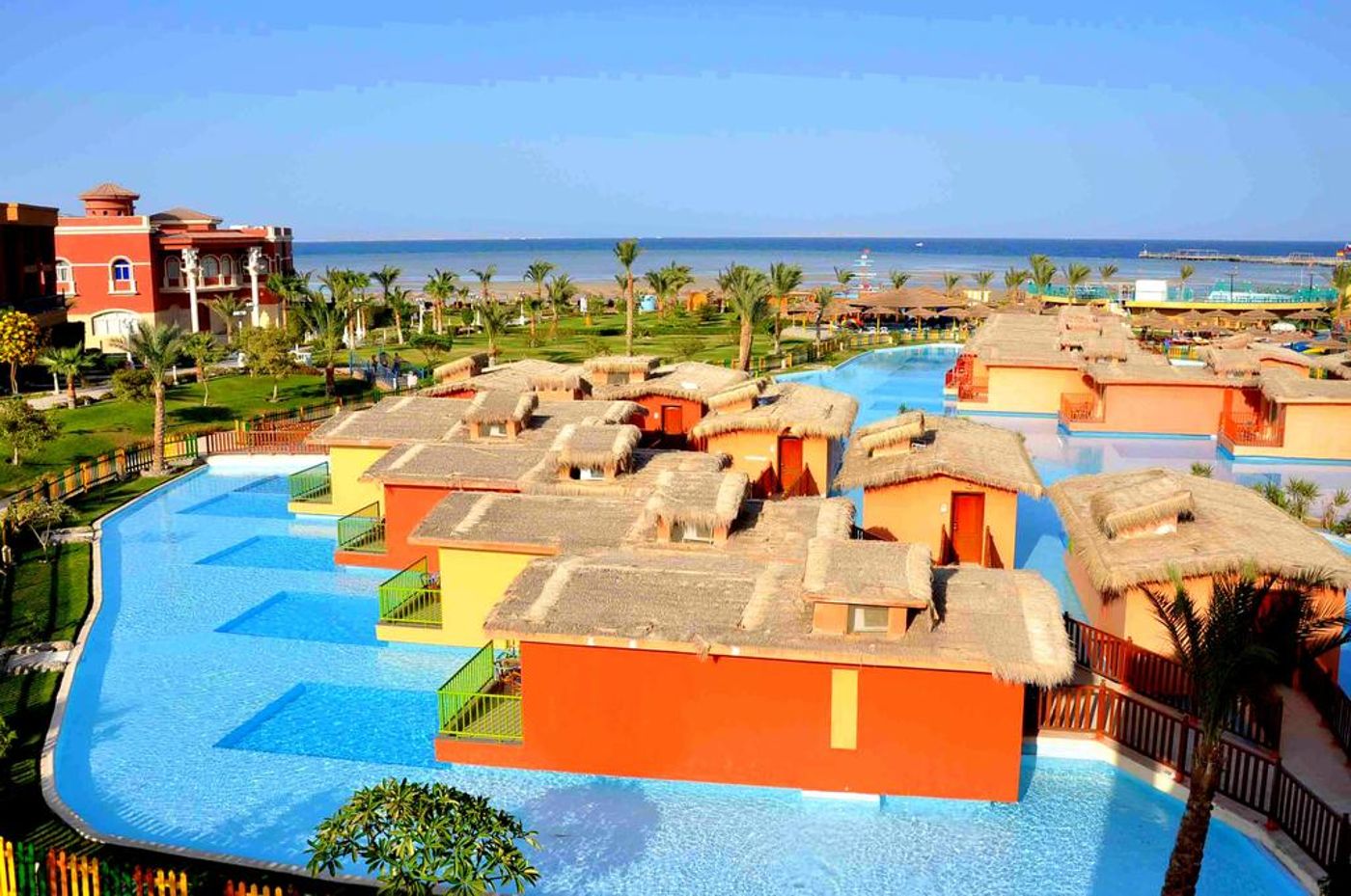 Titanic Palace And Aquapark Resort