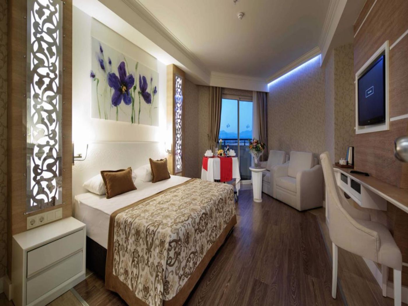 Crystal-Sunset-Luxury-Resort-and-Spa-Room-28