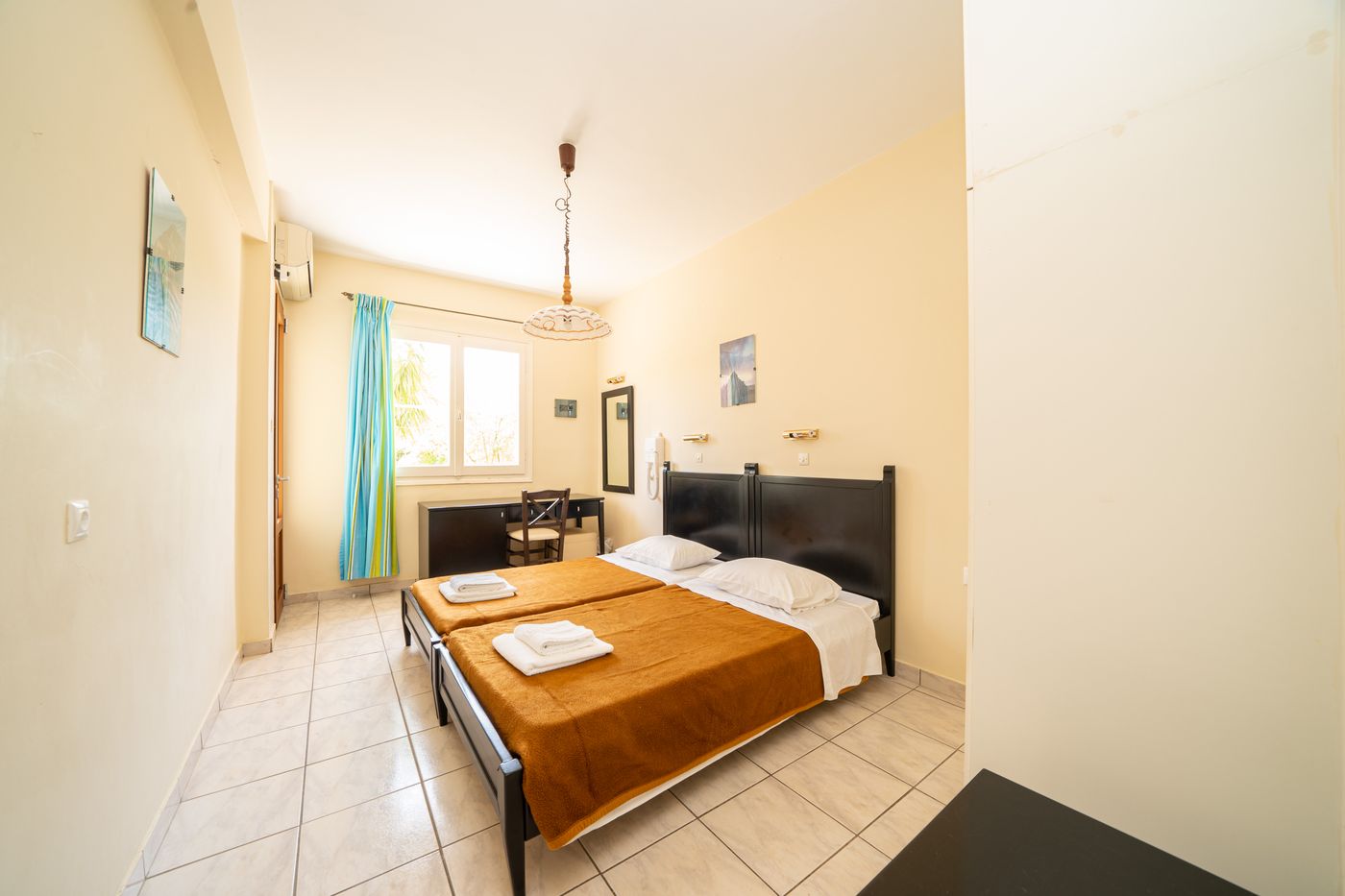 Lorenzo-Hotel---Apartments-Room-17
