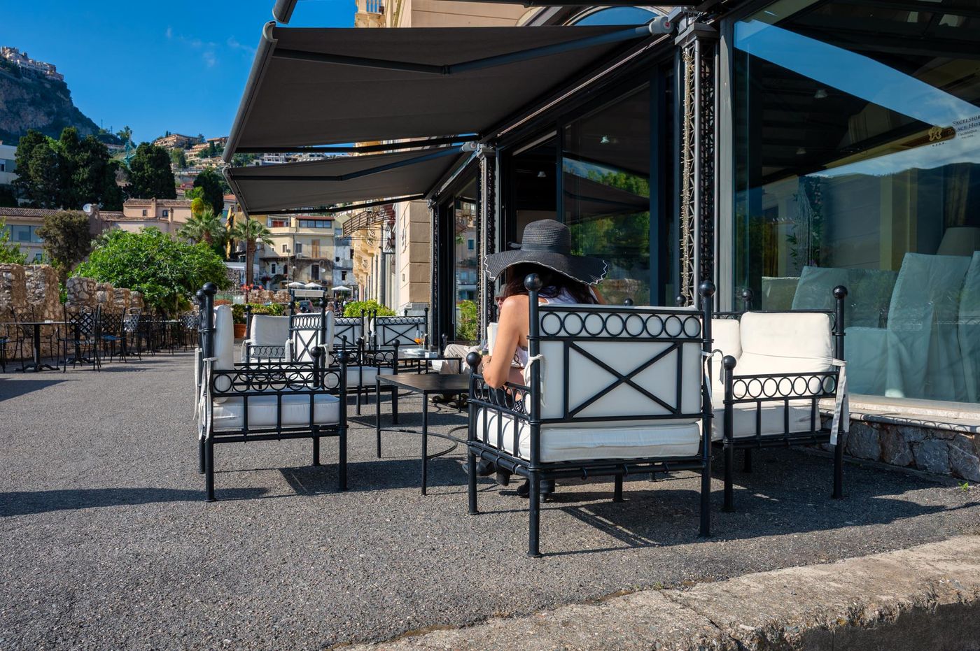 Excelsior-Palace-Bar-11