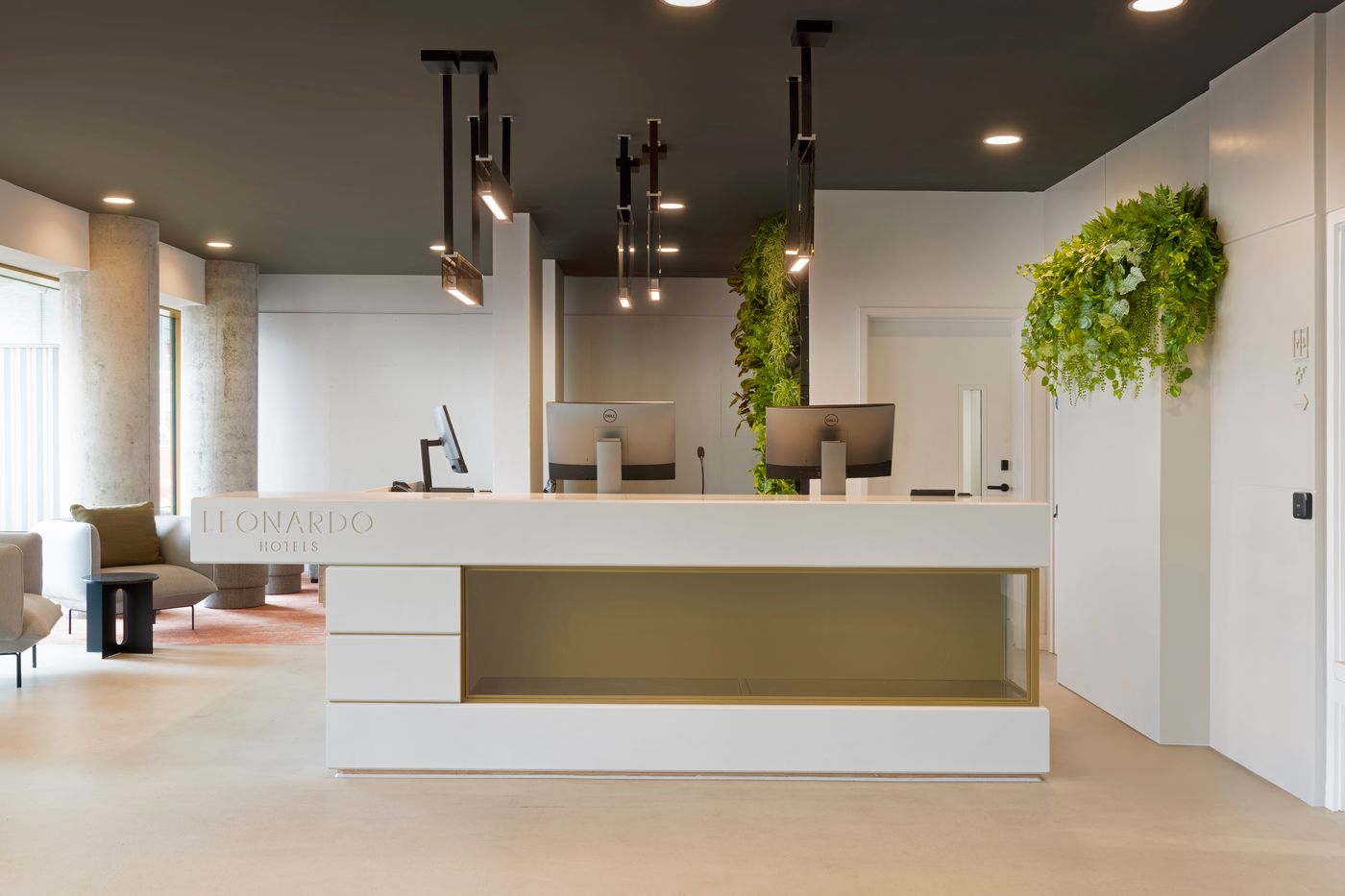 Leonardo Hotel Manchester Piccadilly-United Kingdom-Manchester-General view-3