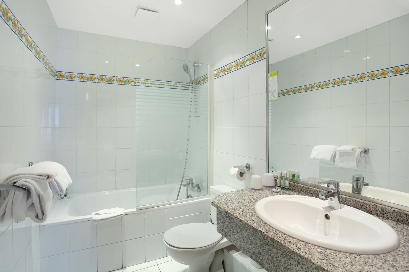 Hotel-Berne-Opera-Room-27