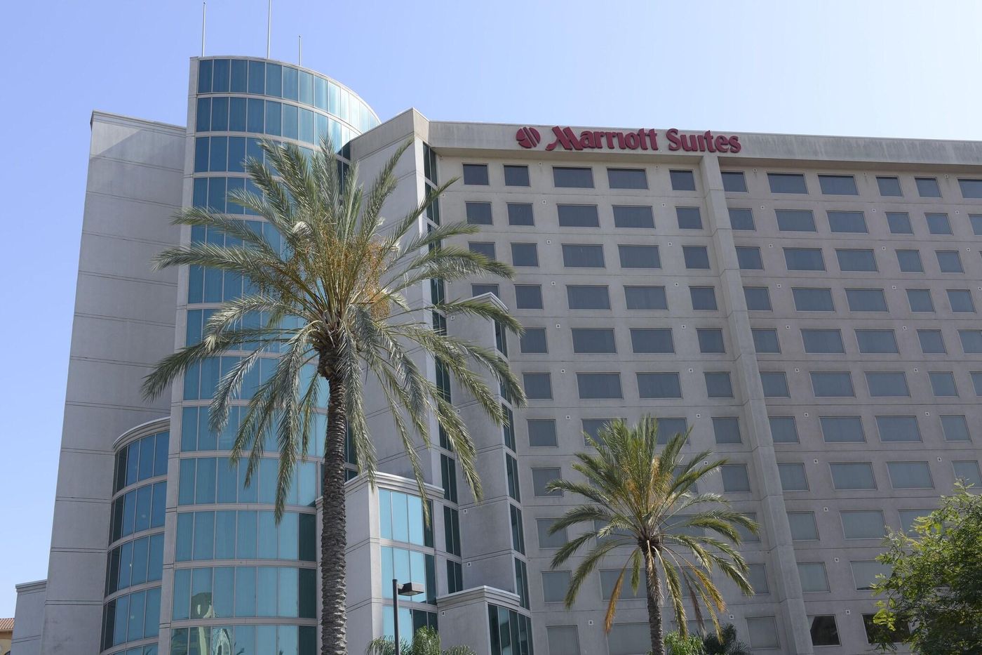 Anaheim-Marriott-Suites-General-view-8