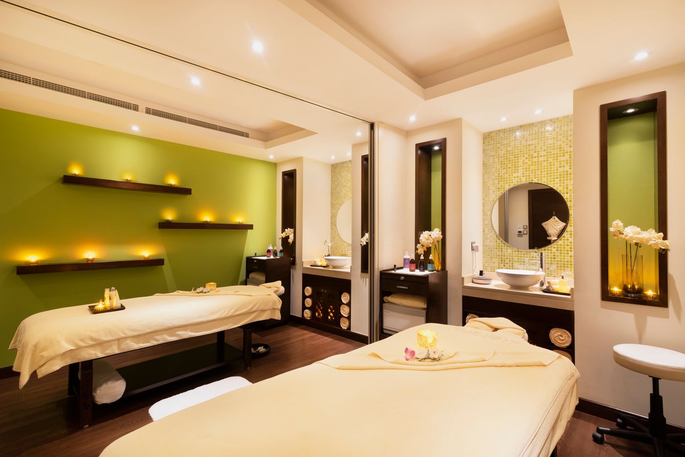 Khalidiya Palace Rayhaan by Rotana