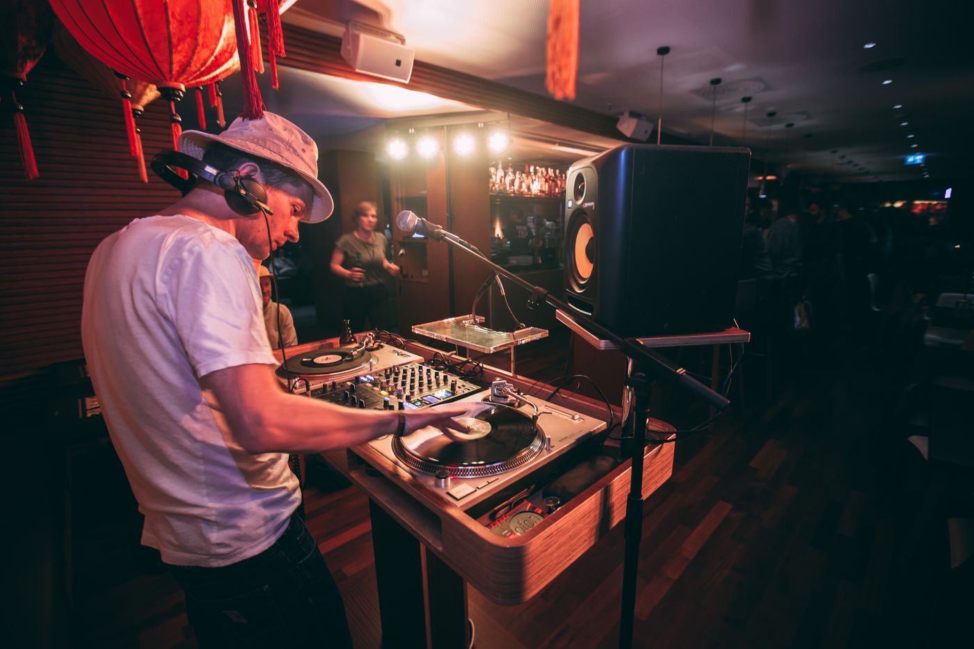 Me and All Hotel Dusseldorf, part of JdV by Hyatt - Germany - DUSSELDORF - Bar - 8