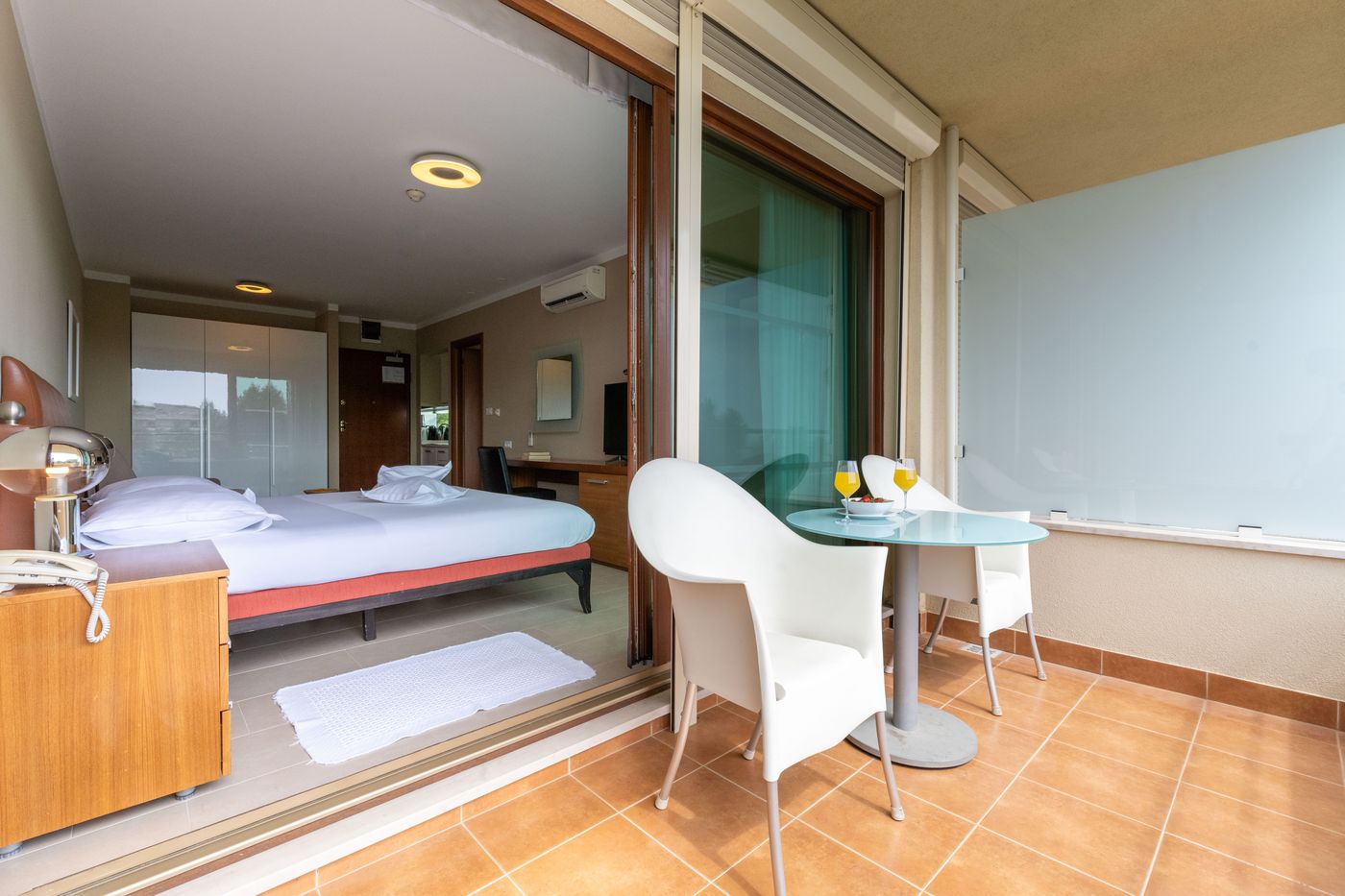 The-Residence-Room-34