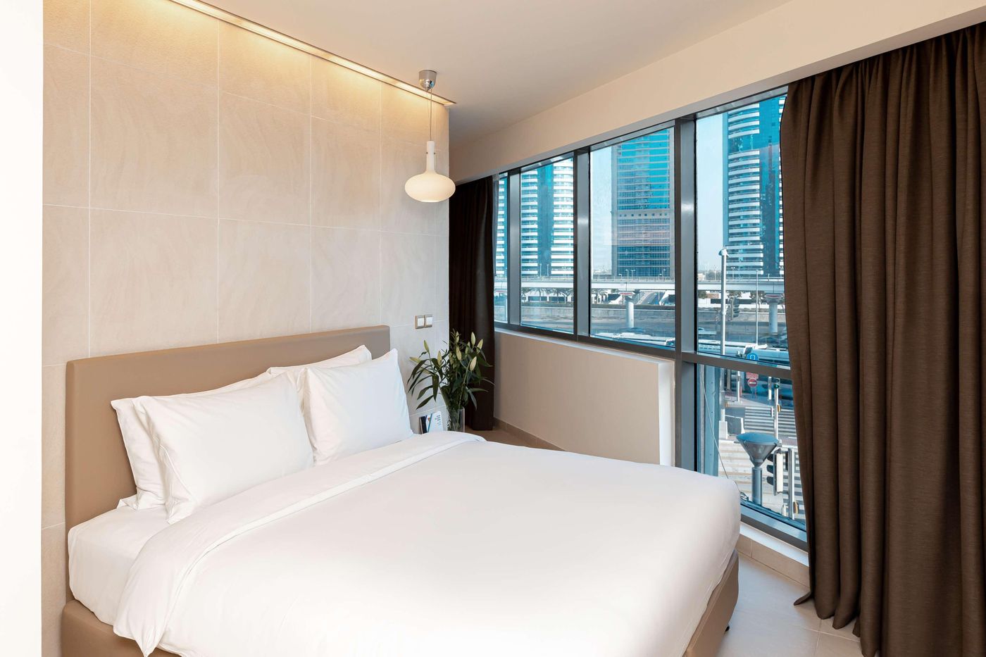 Radisson-Blu-Residence-Dubai-Marina-Room-16