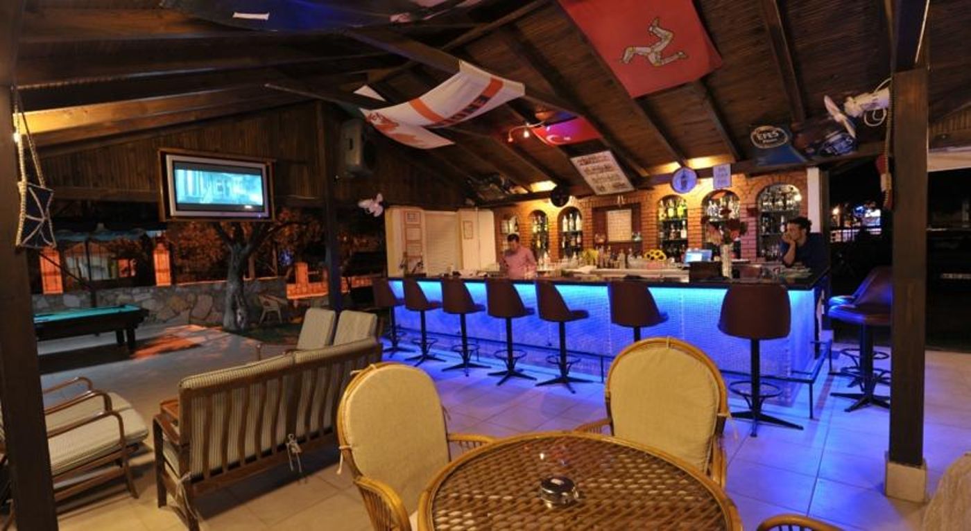 Belcehan Beach Hotel