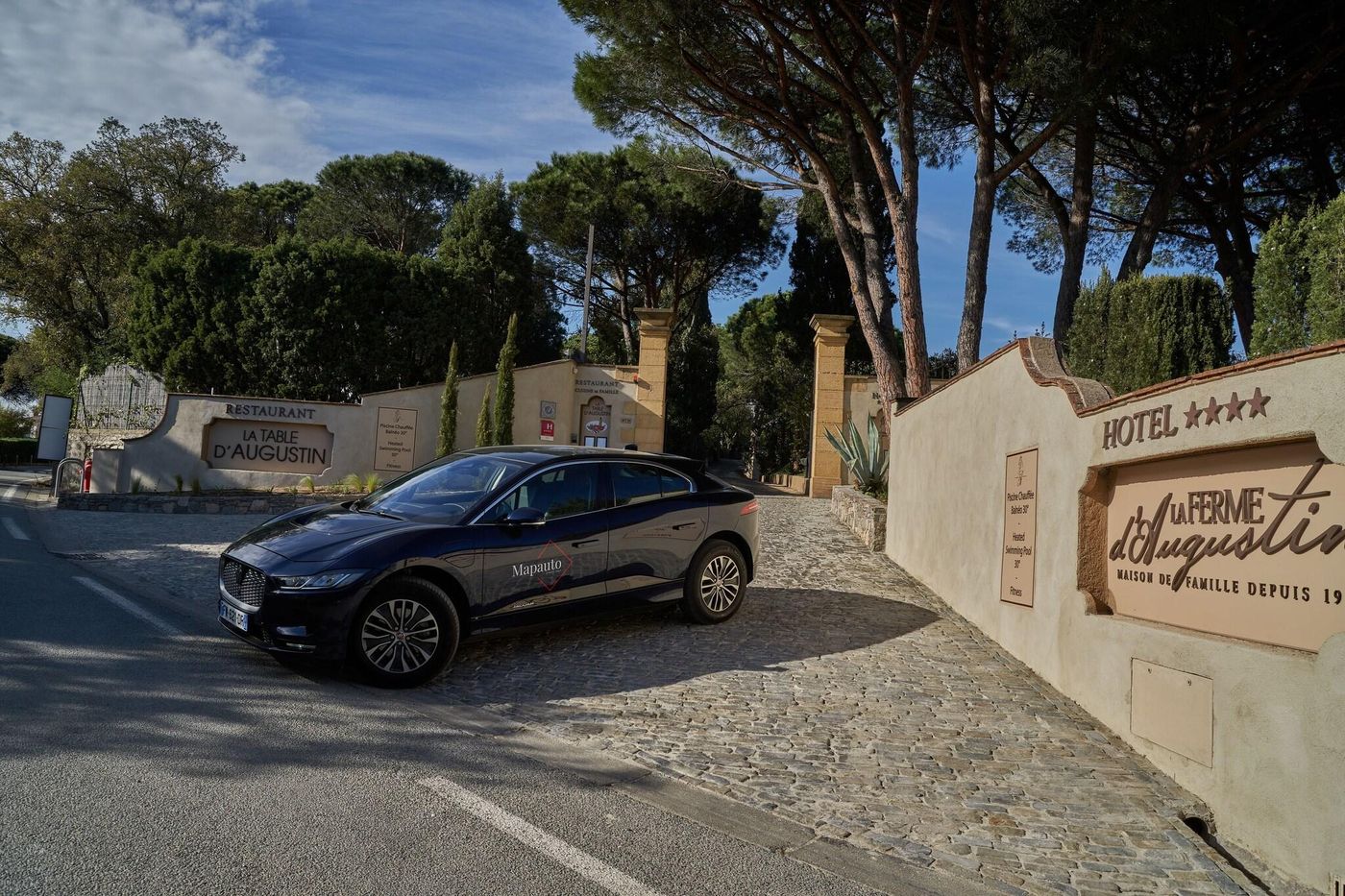 La-Ferme-D-Augustin-Sports-and-Entertainment-23