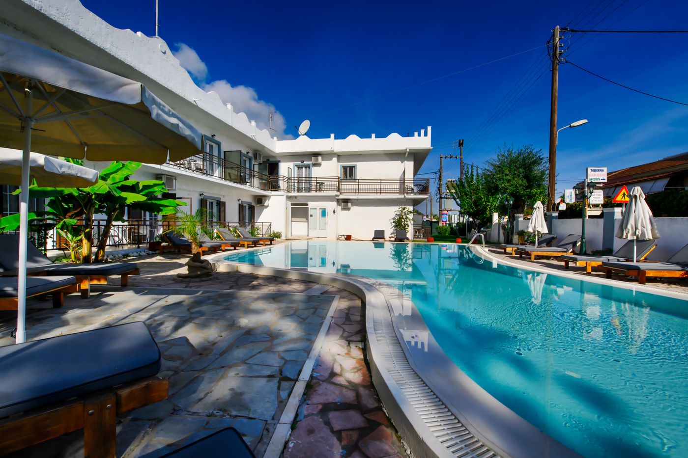 Aquarius-Beach-Hotel-General-view-3