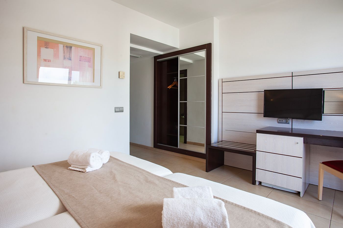 Puchet-Hotel-Room-49