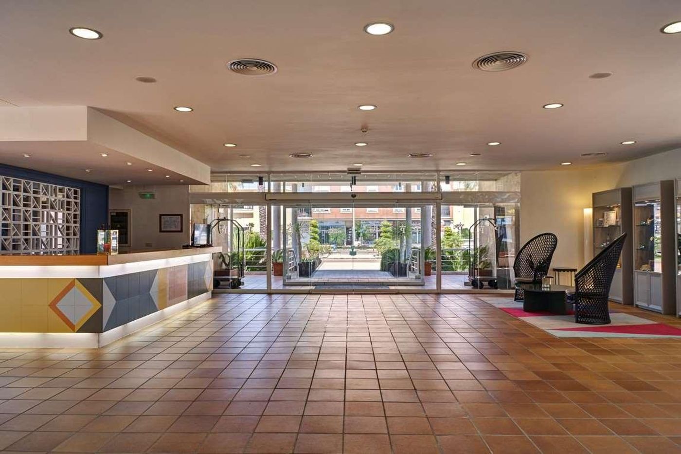 Parador-de-Benicarlo-Lobby-62