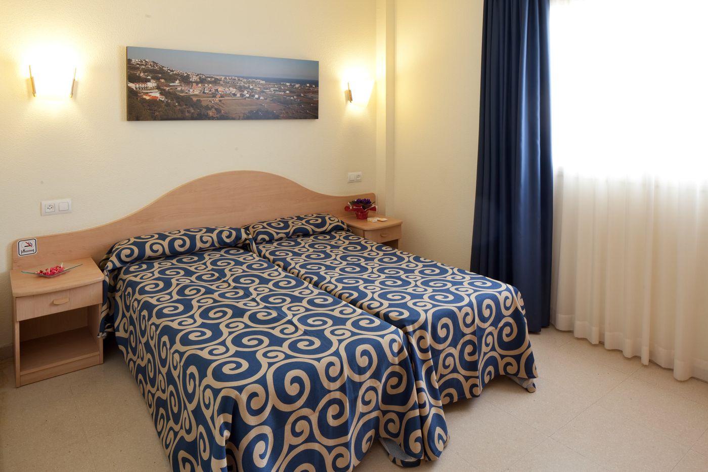 htop-Royal-Sun-Suites-Room-14