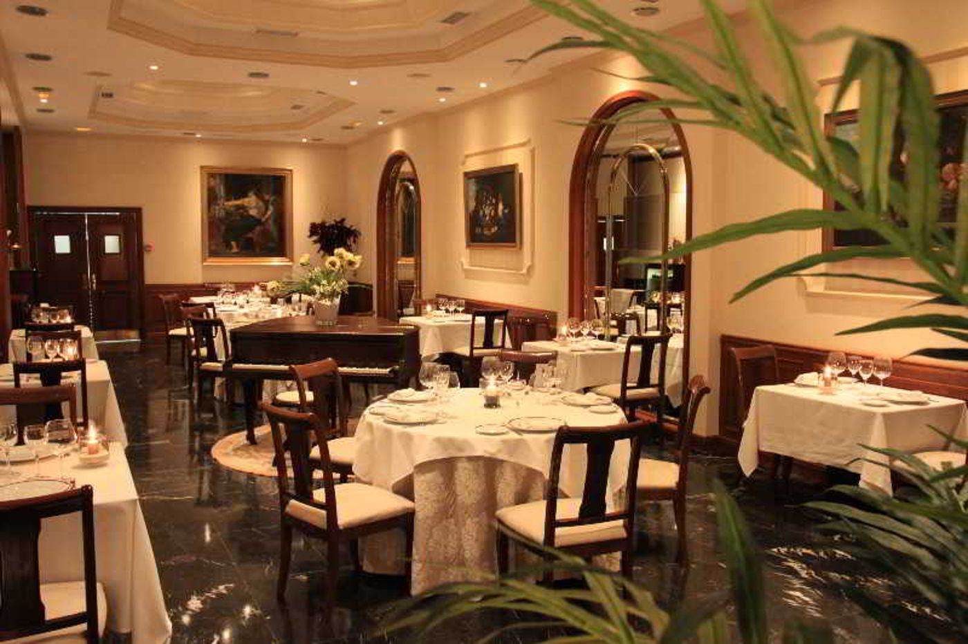 Gran-Hotel-Velazquez-Restaurant-16