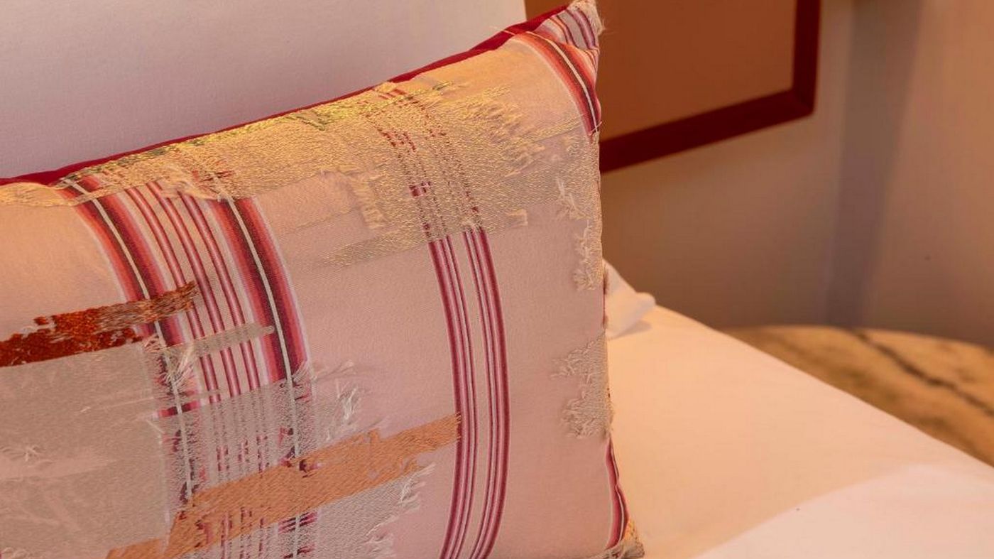 Hotel-Des-Deux-Iles---Notre-Dame-Room-24