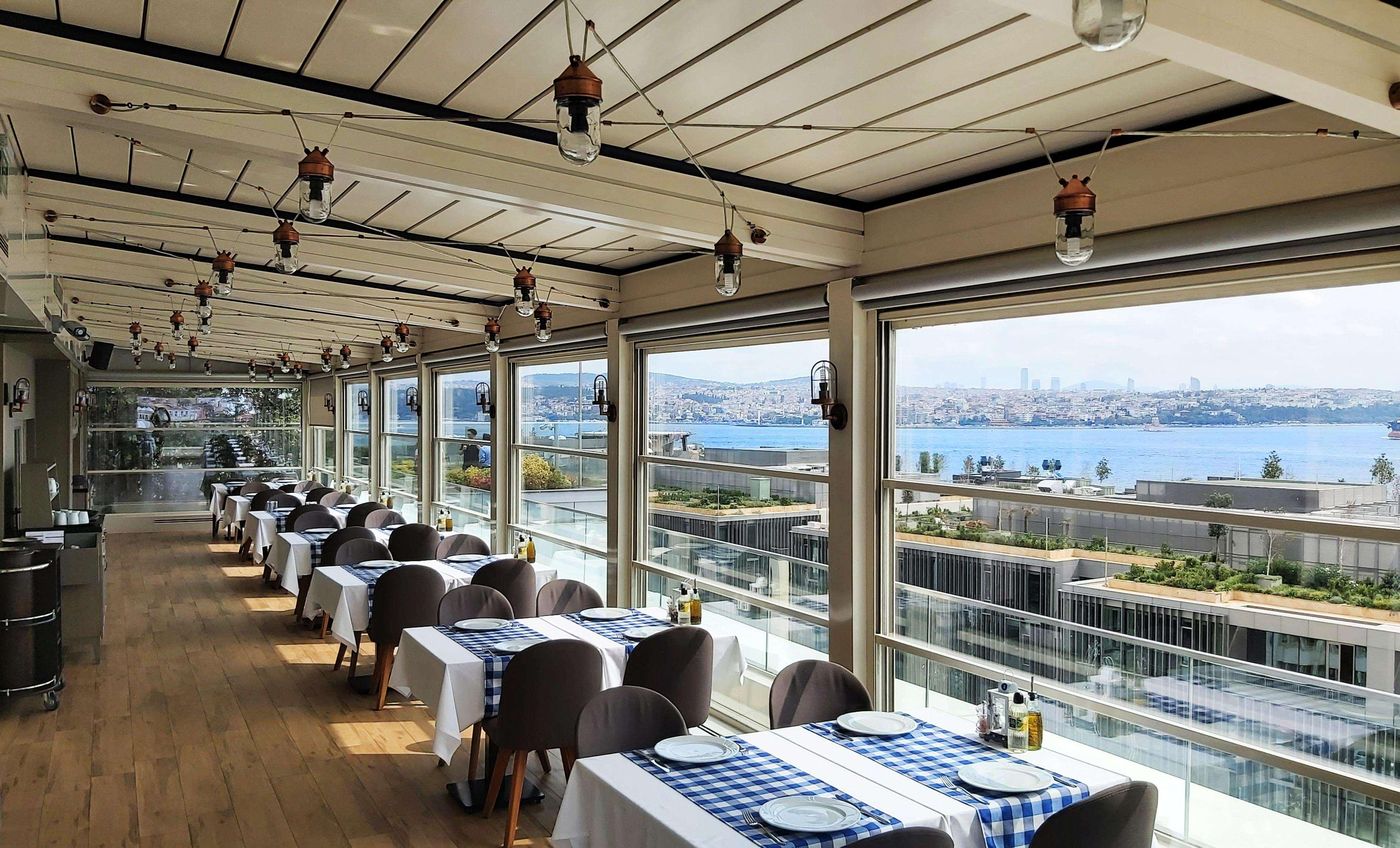 Port-Bosphorus-Hotel-Restaurant-2