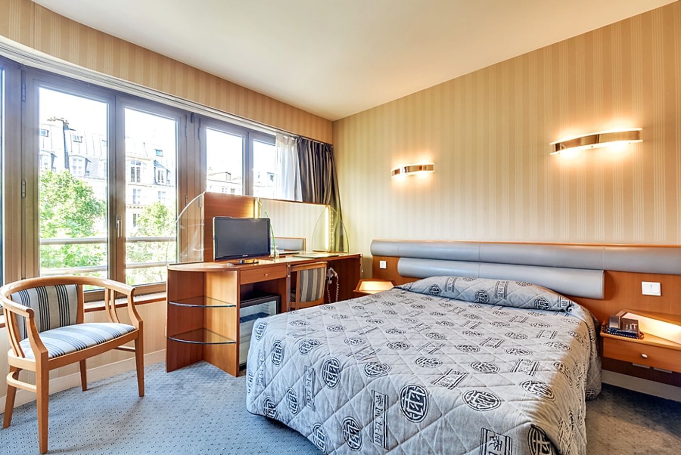 Villa-Luxembourg-Room-10