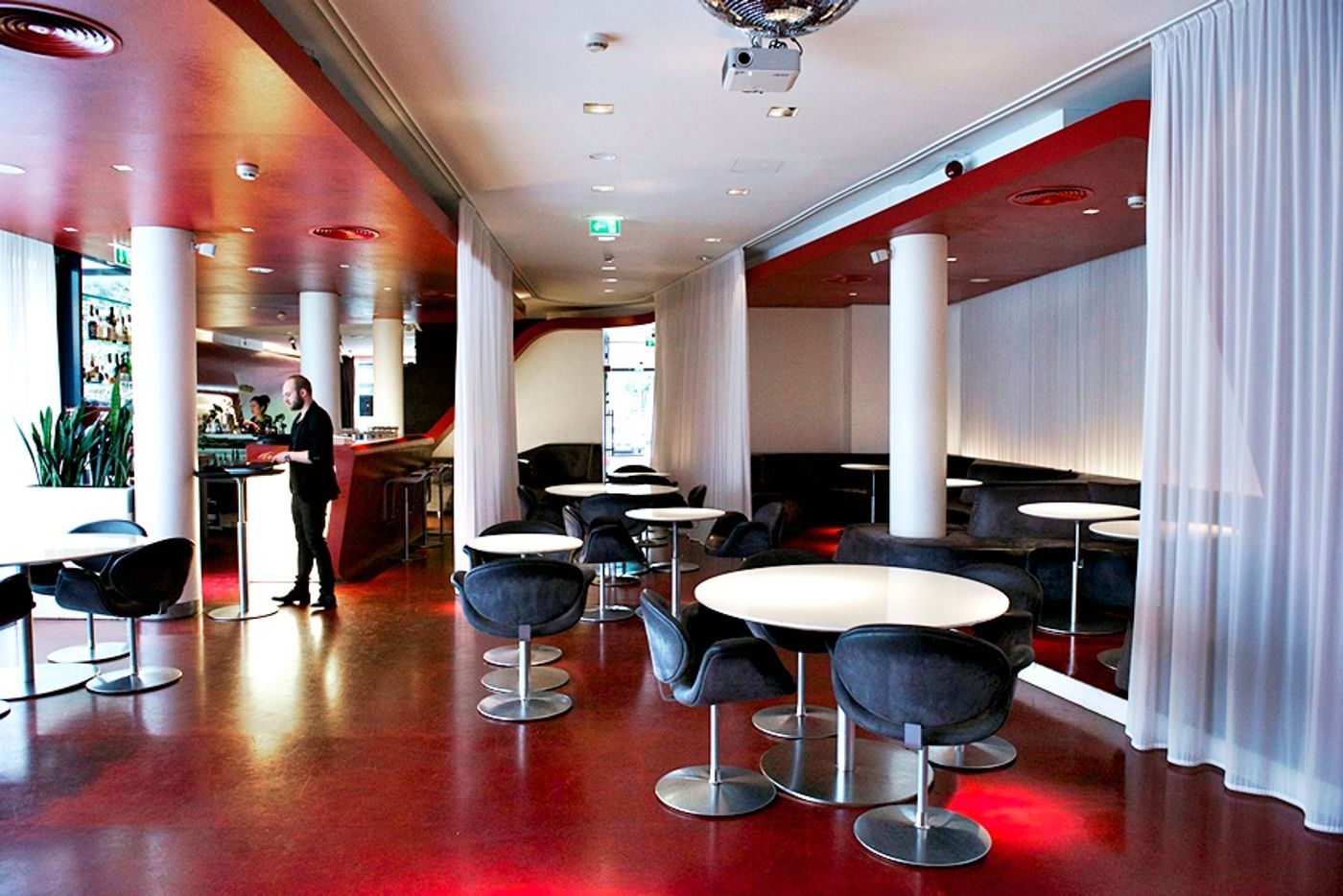 Hotel-Q--General-view-11