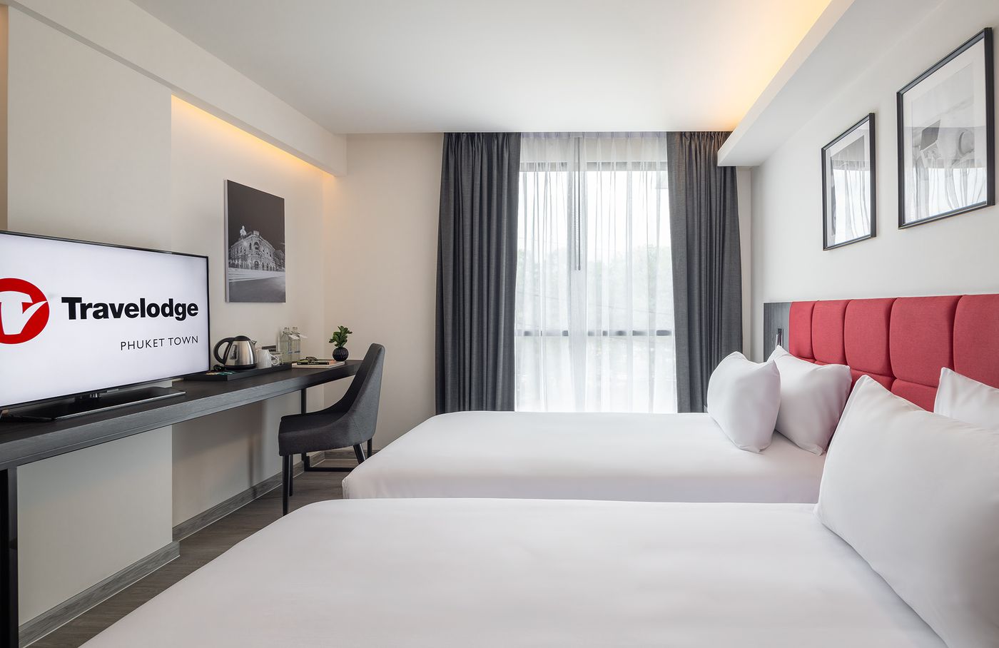 TRAVELODGE-PHUKET-TOWN-Room-10