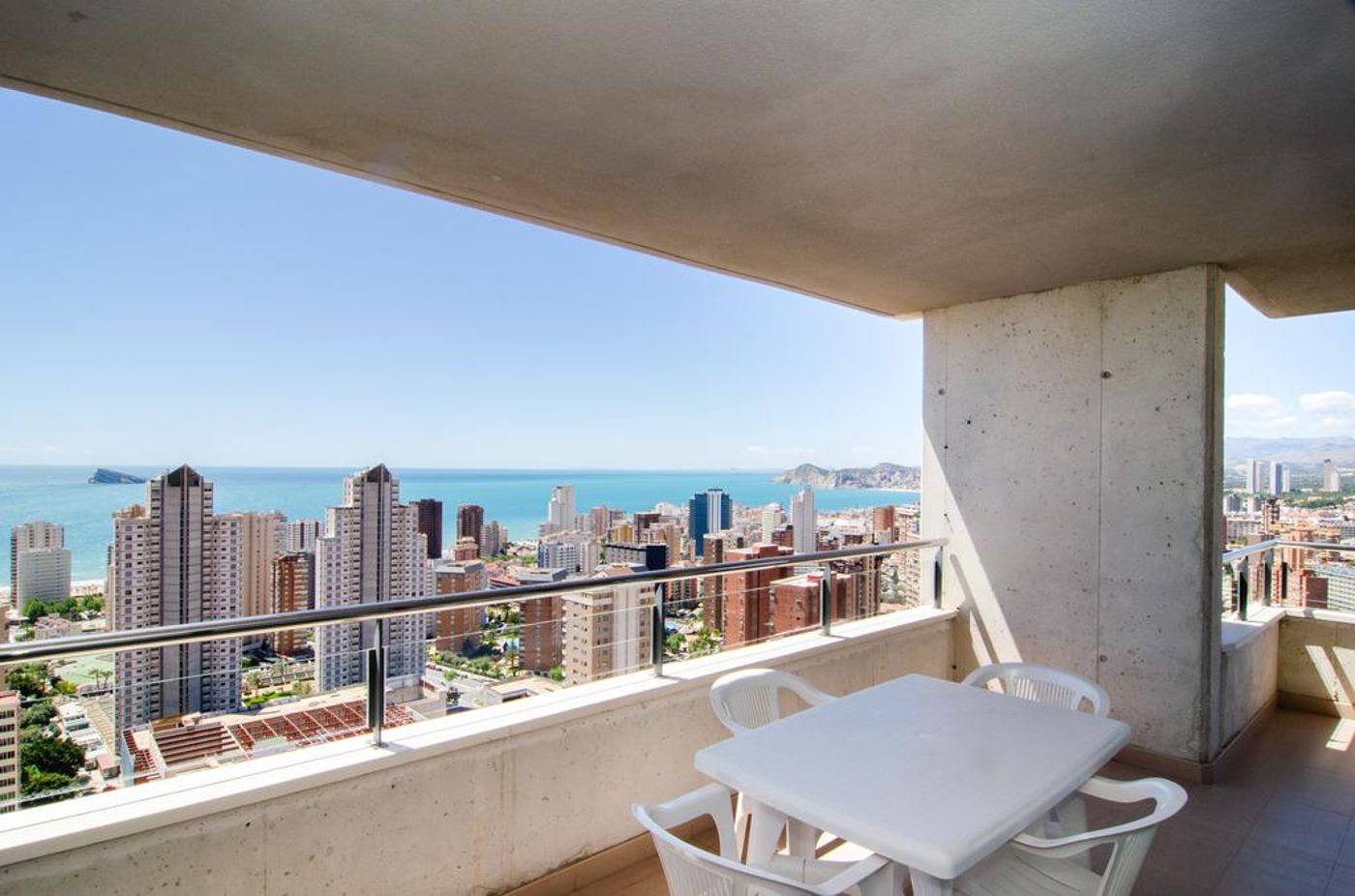 Torre DOboe Apartments