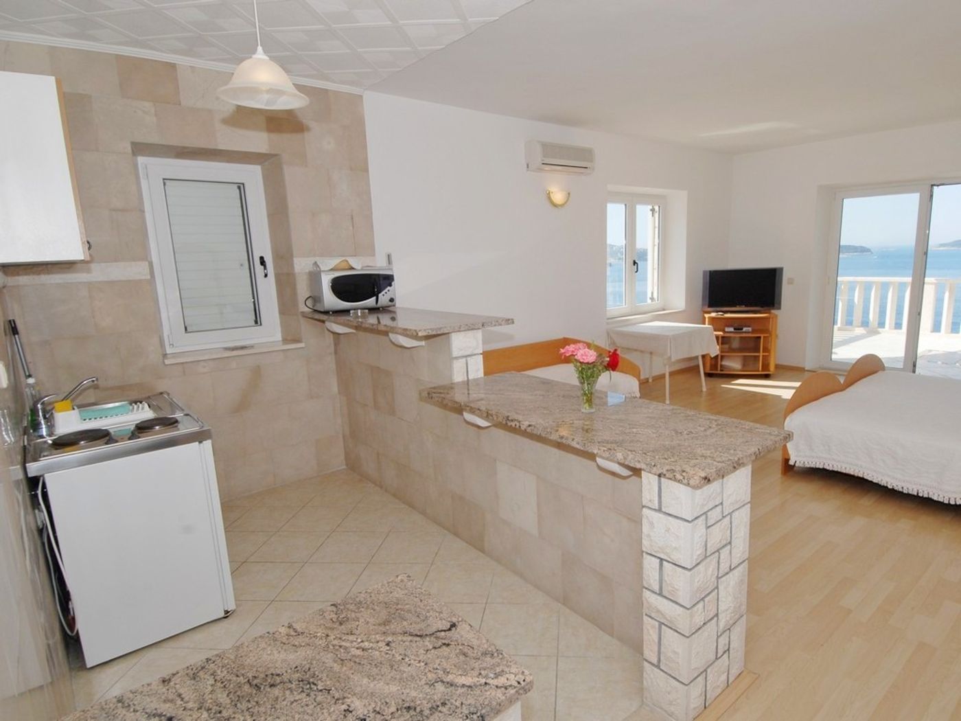 Marnic-Apartments-Room-12