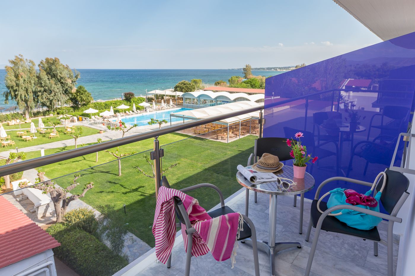 Golden-Coast-Hotel-and-Bungalows-Room-6