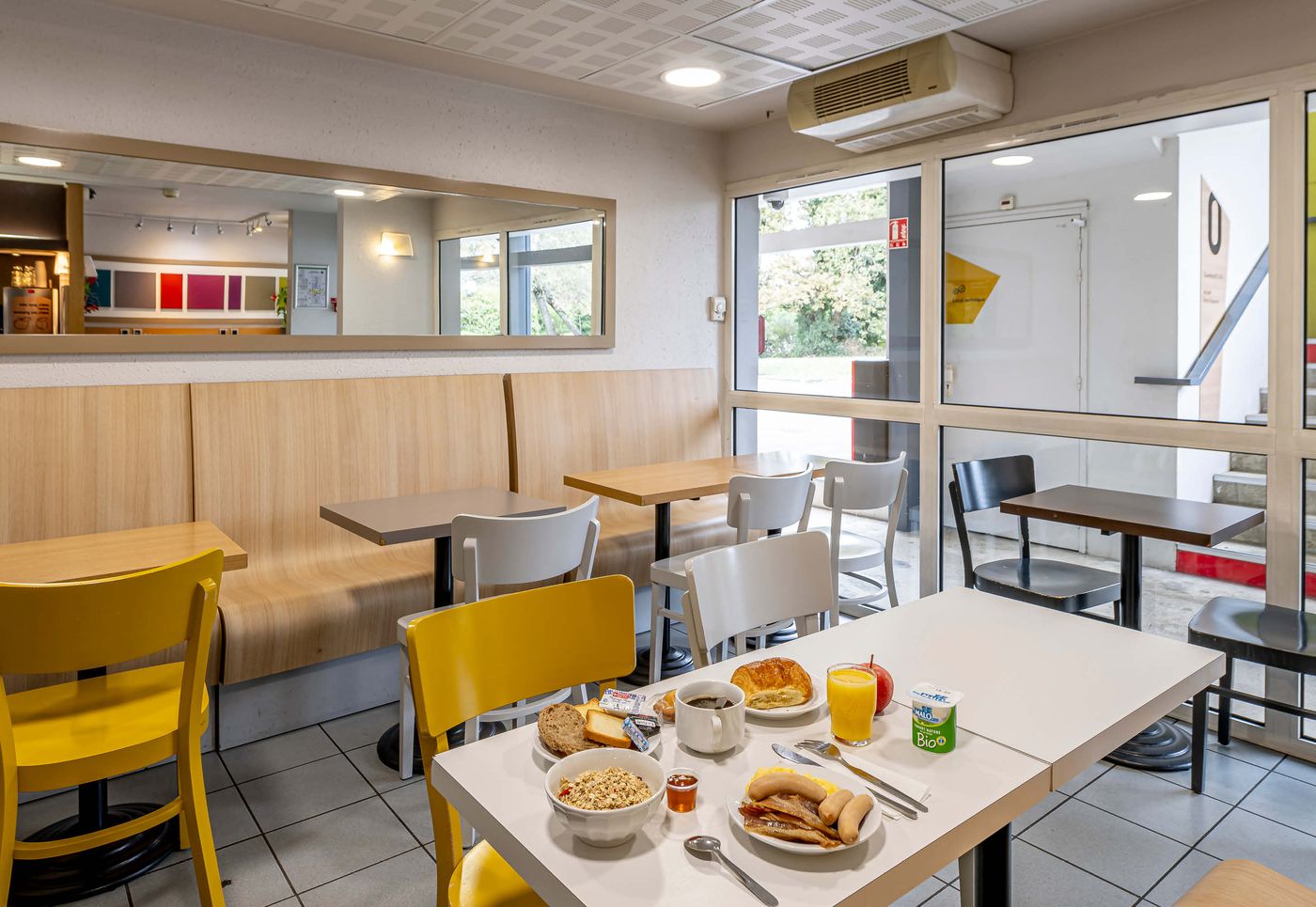 B&B HOTEL Bordeaux Sud - France - VILLENAVE D'ORNON - Restaurant - 8