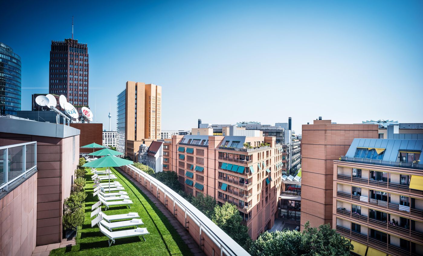 Grand-Hyatt-Berlin-Sports-and-Entertainment-1