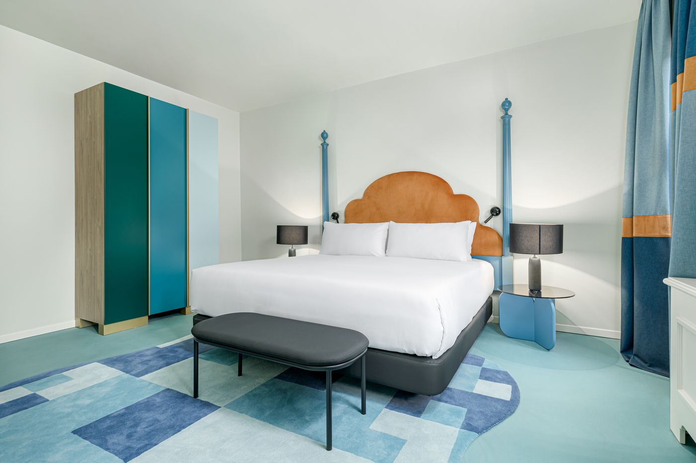 Palazzo-Dei-Fiori-By-Room-Mate-Room-28