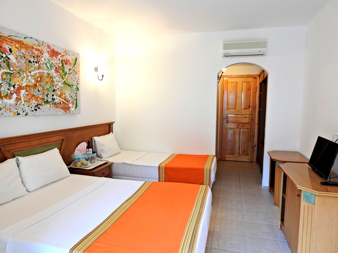 Tiana--Beach-Restaurant-27