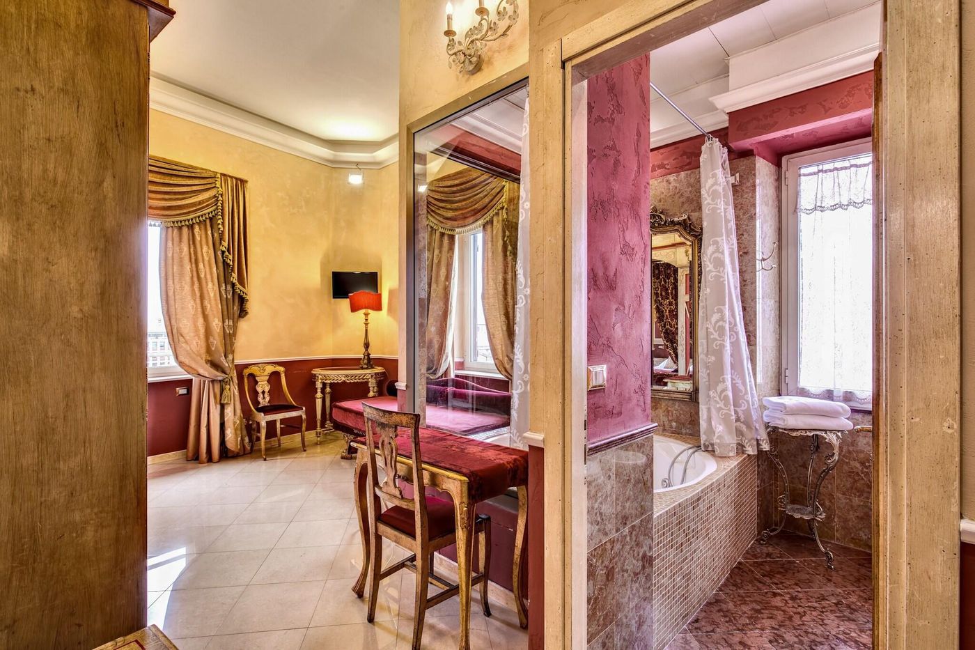 Romanico-Palace-Luxury-Hotel---Spa-Room-35