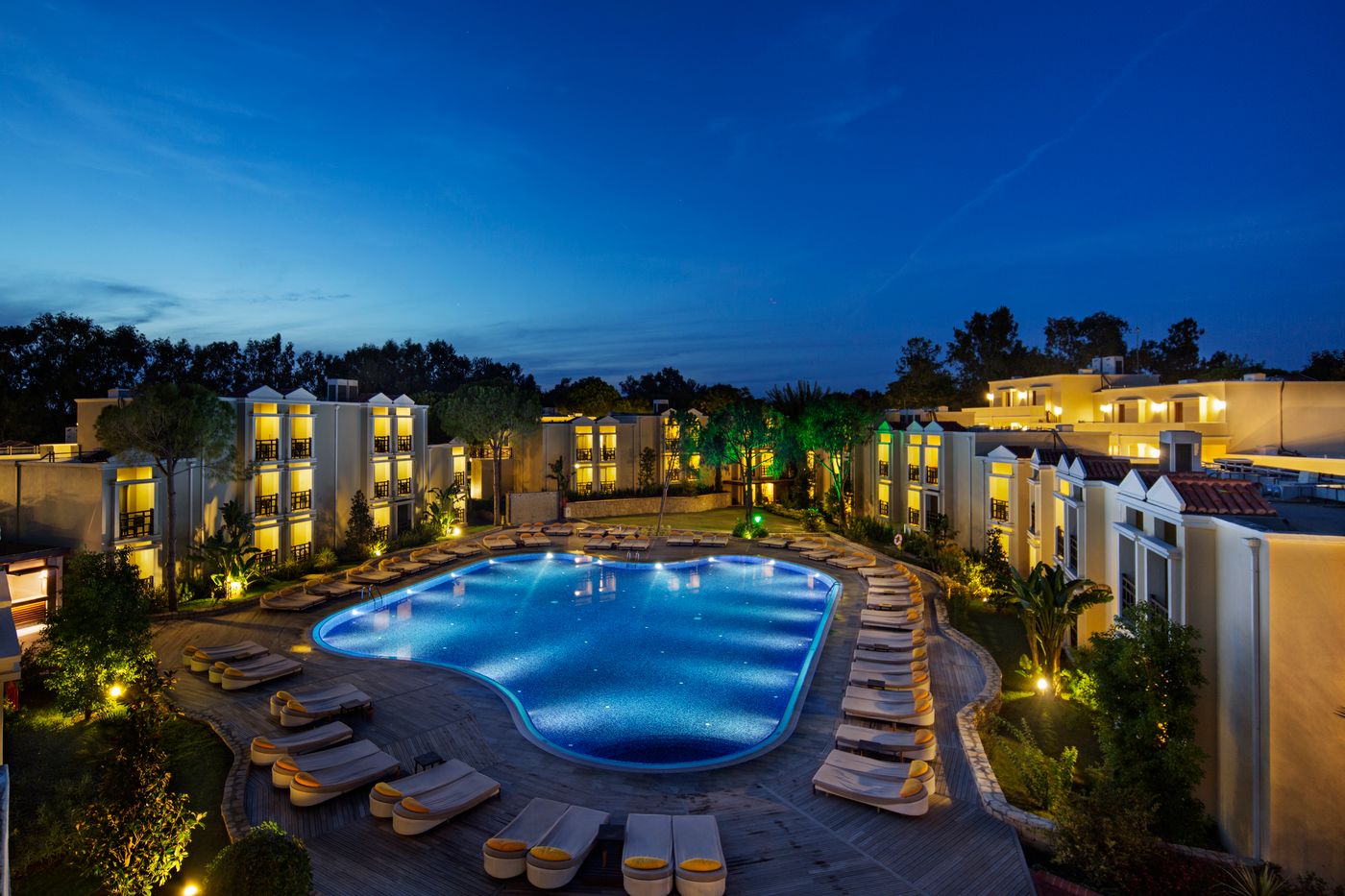 Club-Asteria-Belek-Pool-11