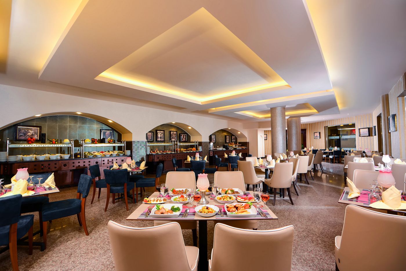 Royal Albatros Moderna