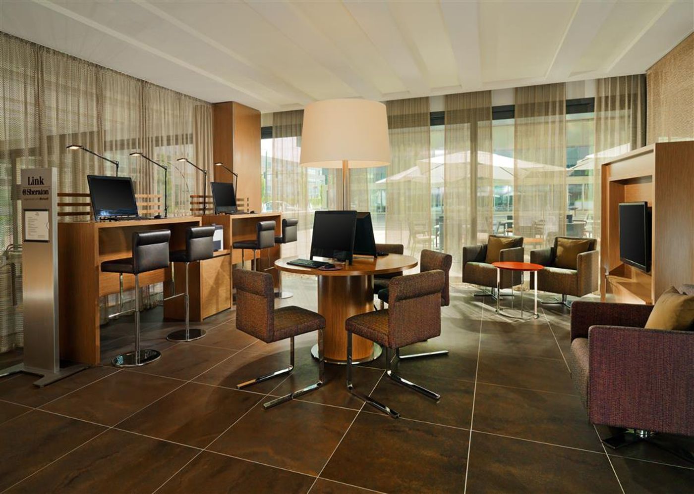 Sheraton Zurich Hotel-Switzerland-Zurich-General view-9