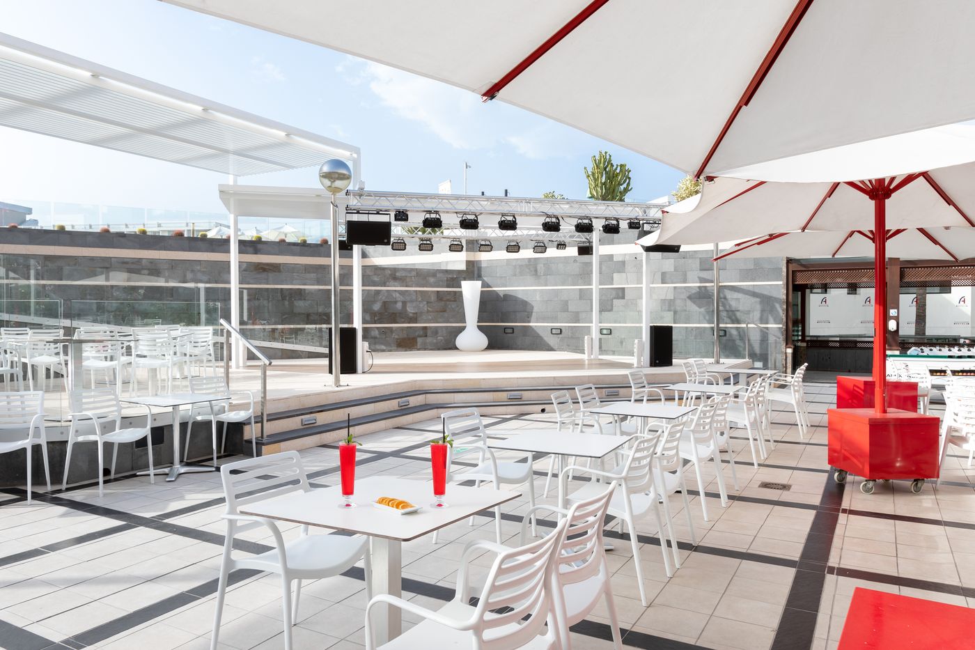 Alexandre-Hotel-Gala-Bar-24