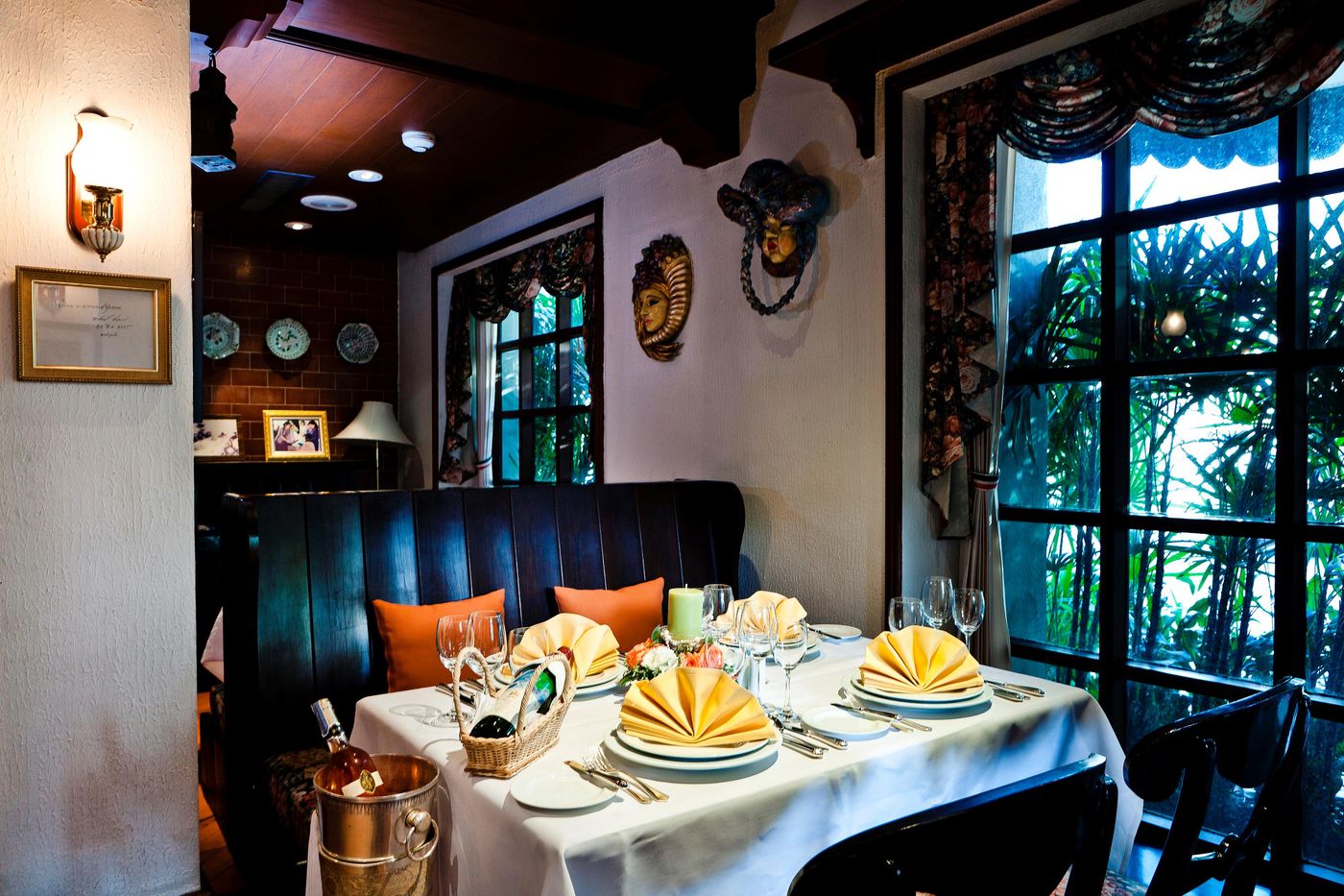 Royal-Princess-Larn-Luang-Bangkok-Restaurant-51