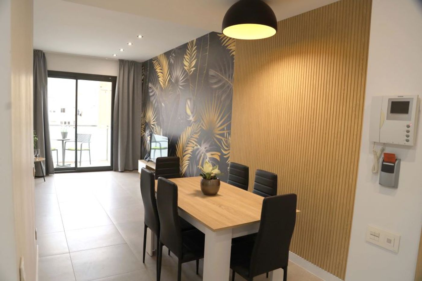 Cosmo Apartments Concell de Cent-Spain-Barcelona-Room-3