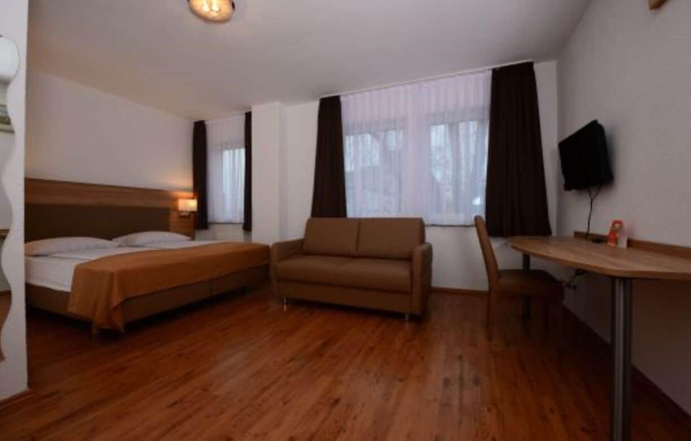 Hotel-Linde-Germany-STUTTGART -Room-8