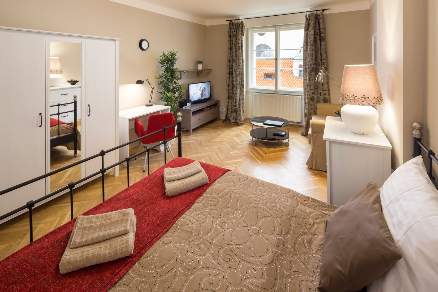 Old-Town---Templova-Apartments-Room-3