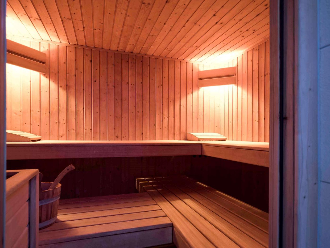 Hotel-Mercure-Brussels-Centre-Midi-Sports-and-Entertainment-27