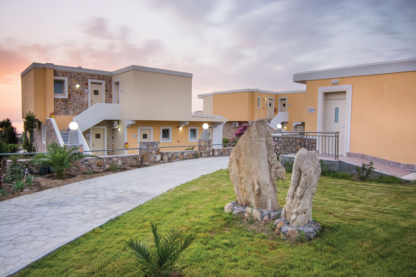 Kouros-Palace-General-view-19