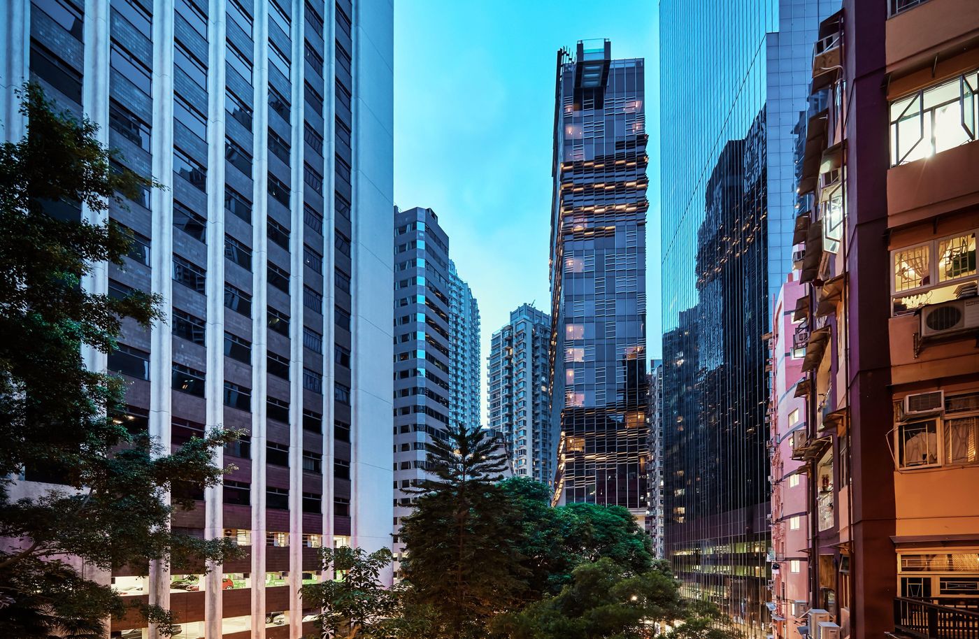 Hotel-Indigo-Hong-Kong-Island-General-view-11