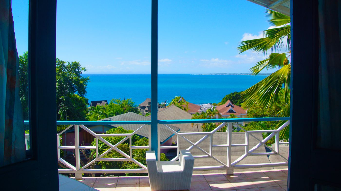 Half-Moon-Blue-Room-19