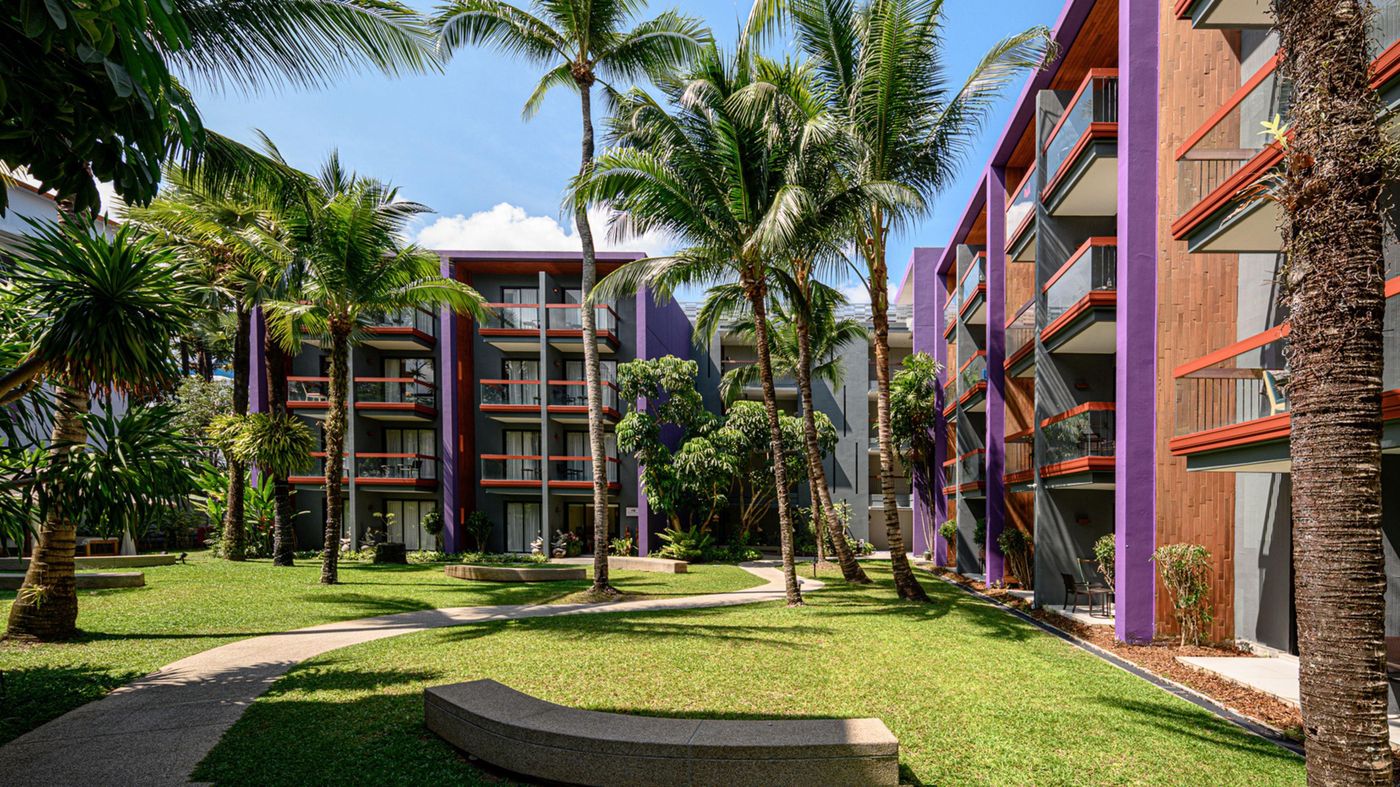 Holiday-Inn-Express-Phuket-Patong-Beach-Central-General-view-8