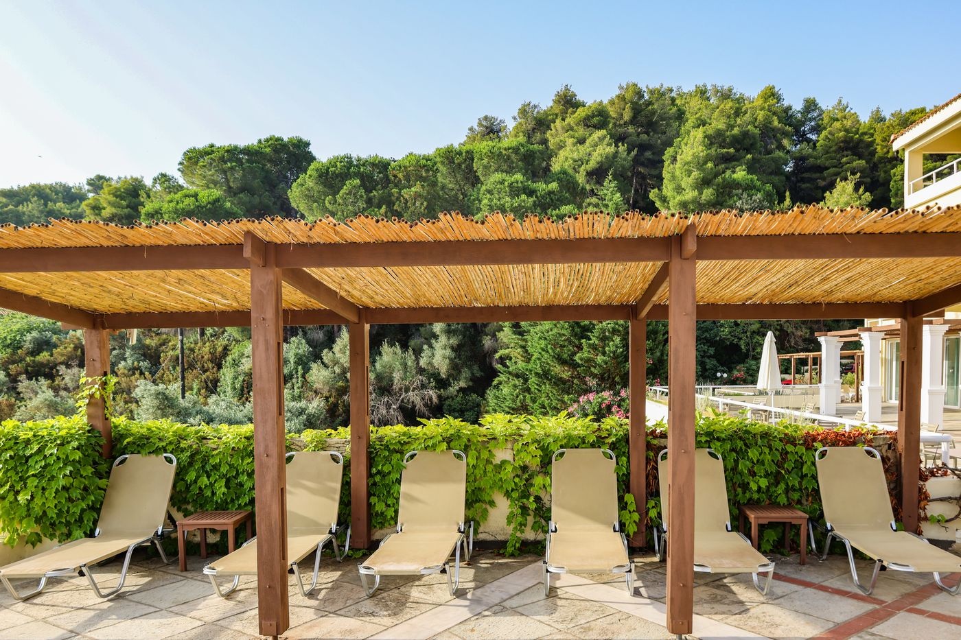 Kanapitsa-Mare-Pool-14