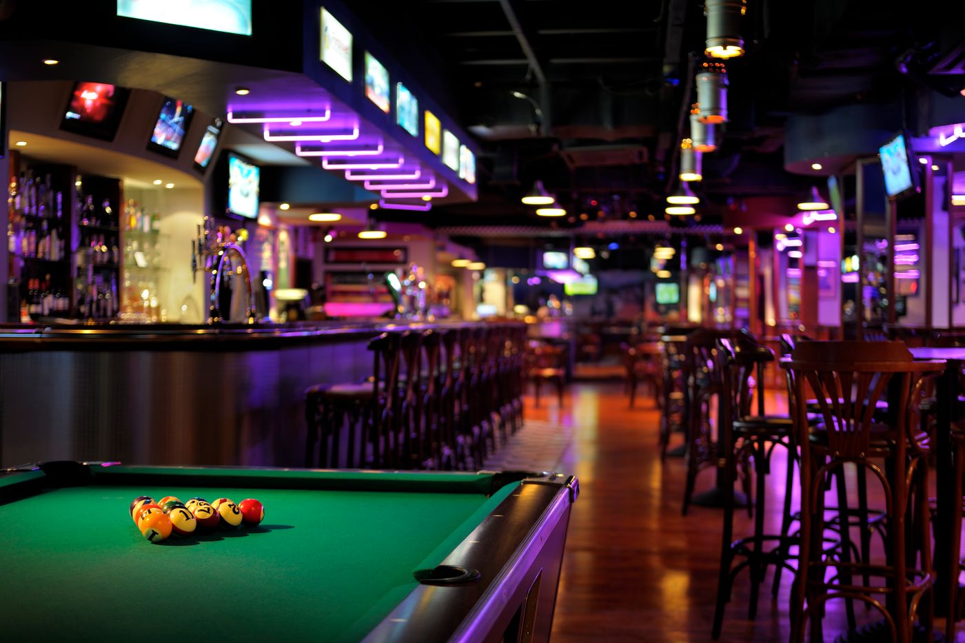 JW-Marriott-Hotel-Dubai-Bar-16