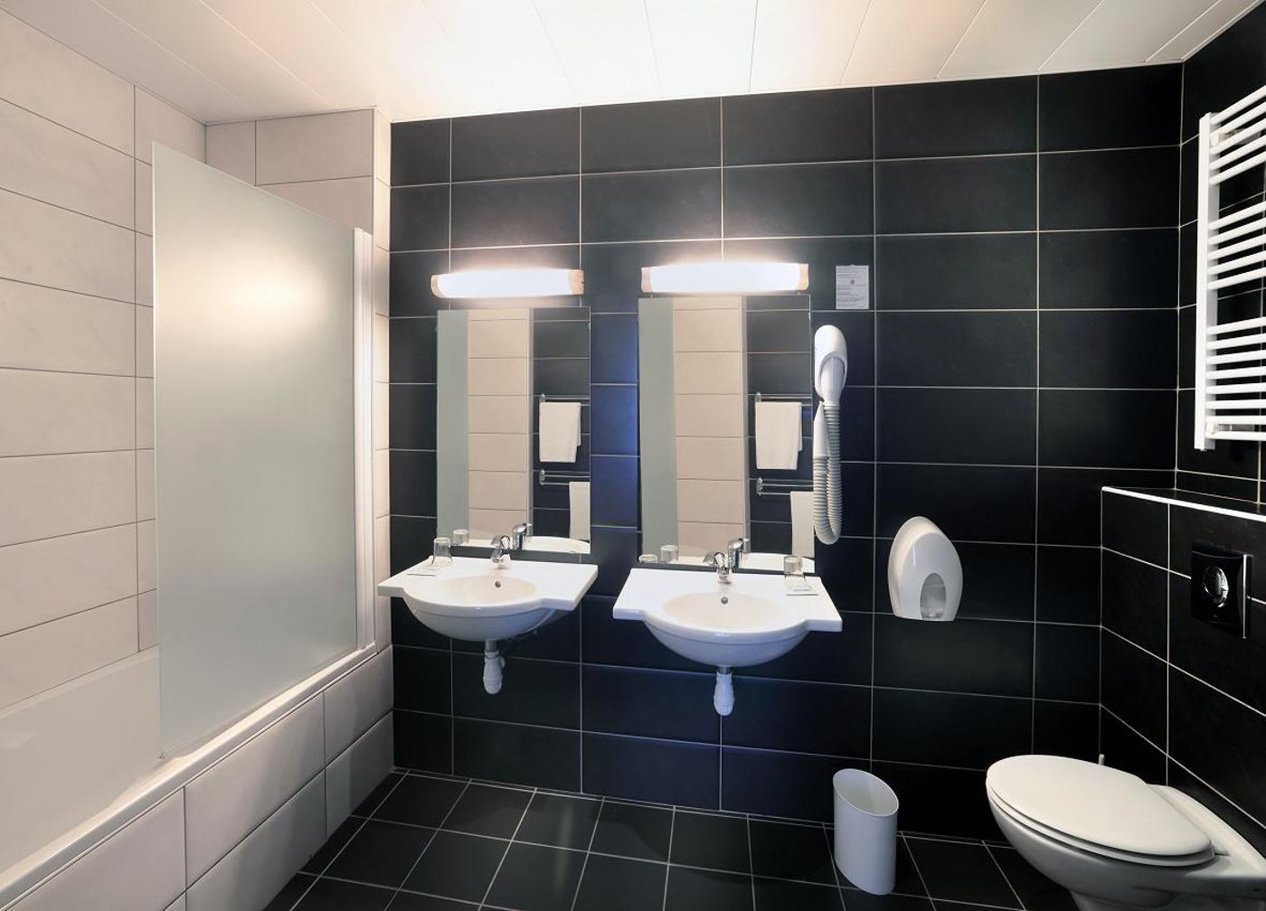 Gloria & Avenue-France-LOURDES-General view-2